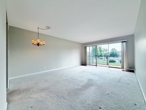 Tiny photo for 5000 Carriageway Drive #205, Rolling Meadows, IL 60008 (MLS # 12752227)