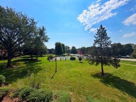 Tiny photo for 5000 Carriageway Drive #205, Rolling Meadows, IL 60008 (MLS # 12752227)
