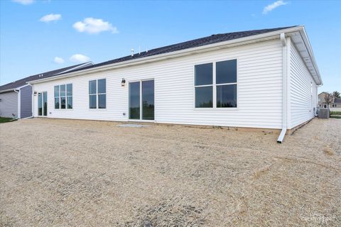 Tiny photo for 523 S Preston Street, Cortland, IL 60112 (MLS # 12599042)