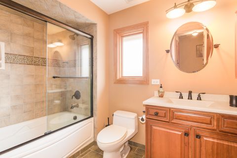 Tiny photo for 7245 W Lee Street, Niles, IL 60714 (MLS # 12579865)