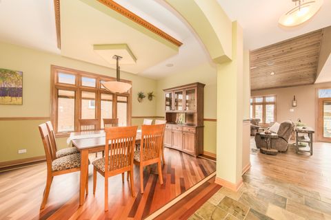 Tiny photo for 7245 W Lee Street, Niles, IL 60714 (MLS # 12579865)