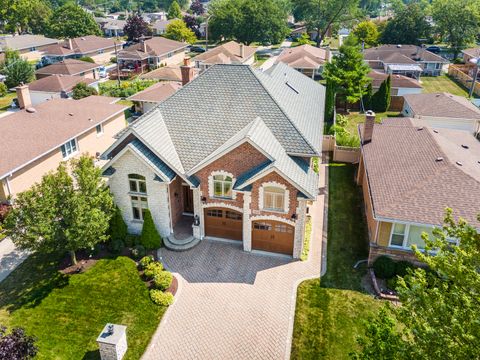 Tiny photo for 7245 W Lee Street, Niles, IL 60714 (MLS # 12579865)