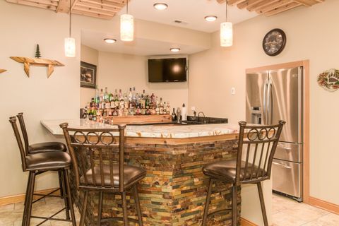 Tiny photo for 7245 W Lee Street, Niles, IL 60714 (MLS # 12579865)