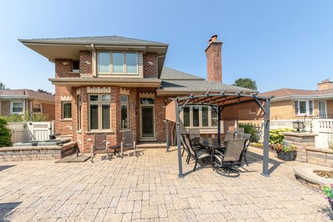 Tiny photo for 7245 W Lee Street, Niles, IL 60714 (MLS # 12579865)