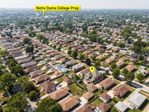 Tiny photo for 7245 W Lee Street, Niles, IL 60714 (MLS # 12579865)