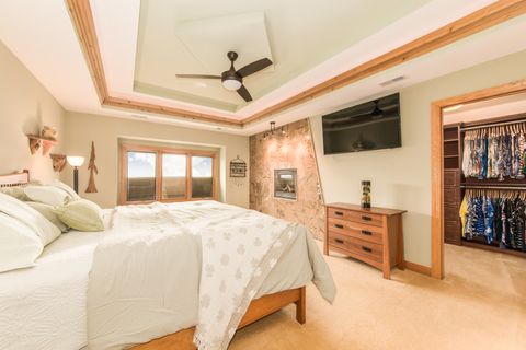 Tiny photo for 7245 W Lee Street, Niles, IL 60714 (MLS # 12579865)