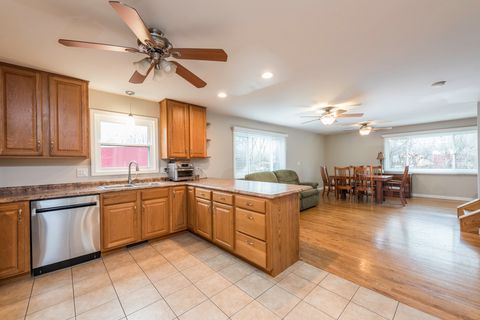 Tiny photo for 12707 W Warner Street, Beach Park, IL 60087 (MLS # 12573857)