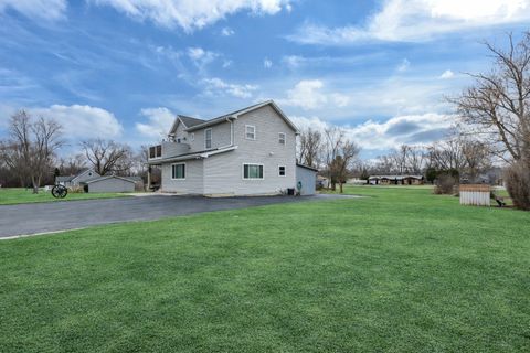 Tiny photo for 12707 W Warner Street, Beach Park, IL 60087 (MLS # 12573857)