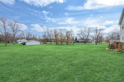 Tiny photo for 12707 W Warner Street, Beach Park, IL 60087 (MLS # 12573857)