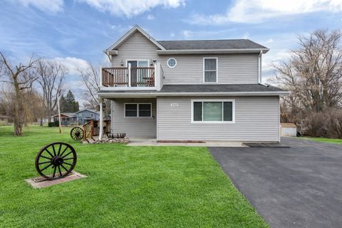 Photo of 12707 W Warner Street, Beach Park, IL 60087 (MLS # 12573857)