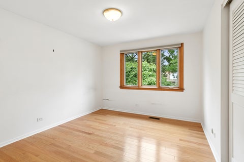 Tiny photo for 2415 Happy Hollow Road, Glenview, IL 60026 (MLS # 12743005)