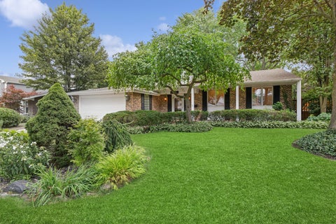 Photo of 2415 Happy Hollow Road, Glenview, IL 60026 (MLS # 12743005)