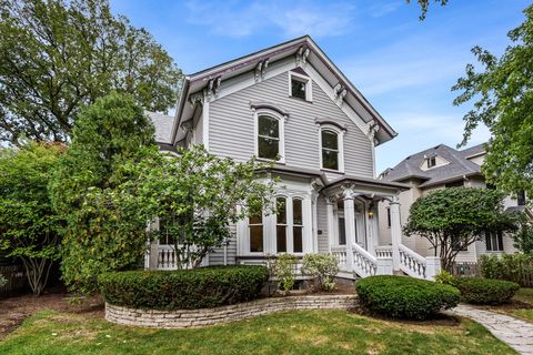 Tiny photo for 2236 Ridge Avenue, Evanston, IL 60201 (MLS # 12569668)