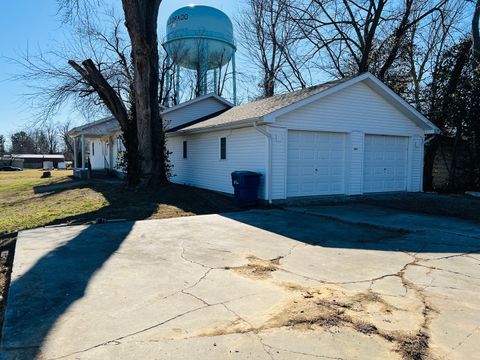 Tiny photo for 1007 Murphy Street, Eldorado, IL 62930 (MLS # 12550335)