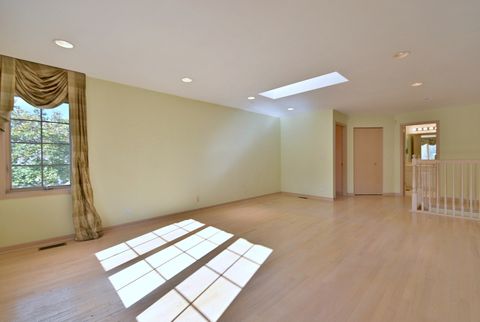 Tiny photo for 1735 Park Ridge Point, Park Ridge, IL 60068 (MLS # 12506056)
