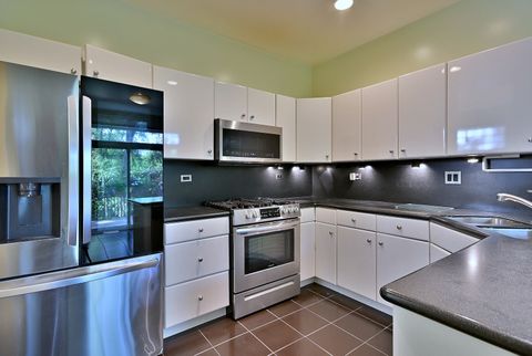 Tiny photo for 1735 Park Ridge Point, Park Ridge, IL 60068 (MLS # 12506056)