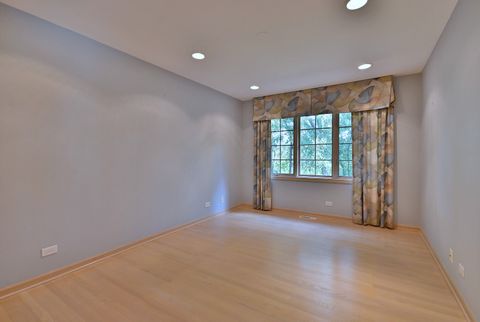 Tiny photo for 1735 Park Ridge Point, Park Ridge, IL 60068 (MLS # 12506056)