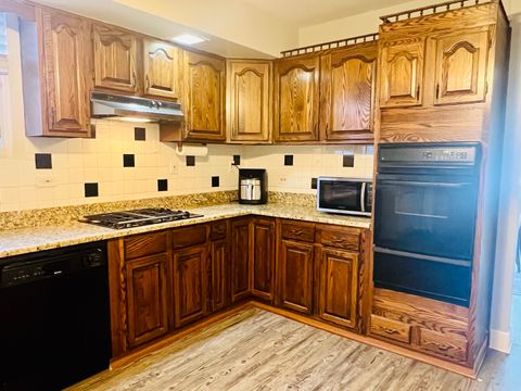 Tiny photo for 1827 Gunderson Avenue #TWO, Berwyn, IL 60402 (MLS # 12517386)