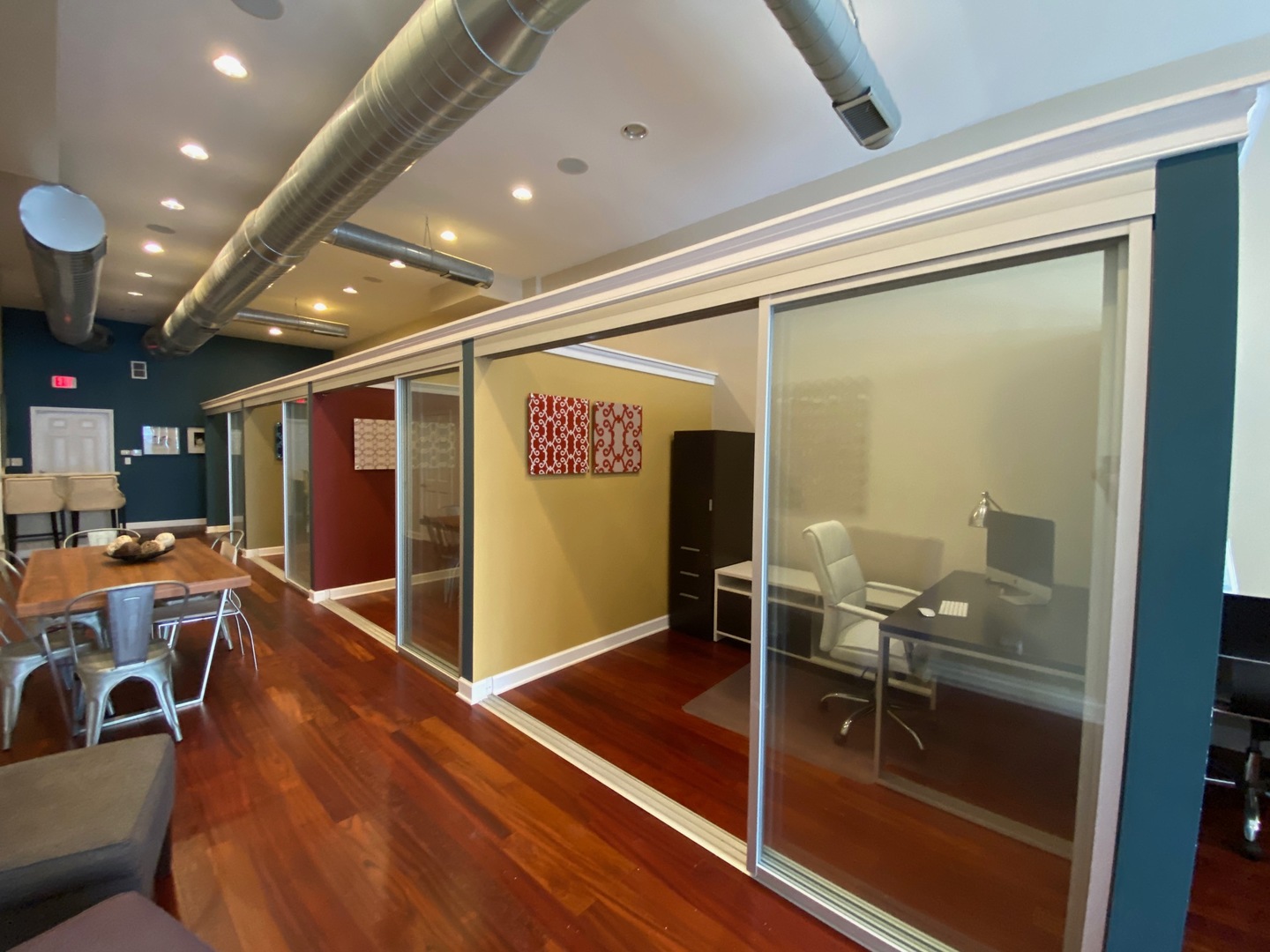 2135 W BELMONT Avenue 1