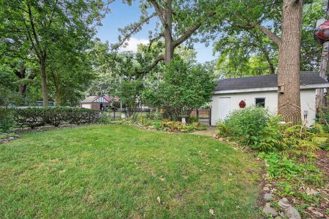 Tiny photo for 102 Keystone Avenue, River Forest, IL 60305 (MLS # 12582263)