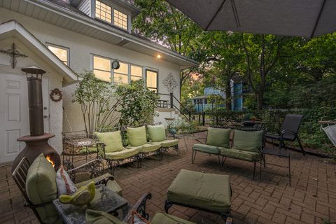 Tiny photo for 102 Keystone Avenue, River Forest, IL 60305 (MLS # 12582263)