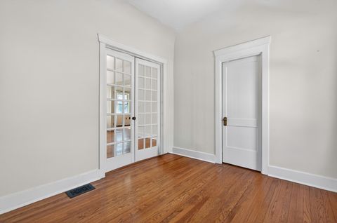 Tiny photo for 102 Keystone Avenue, River Forest, IL 60305 (MLS # 12582263)
