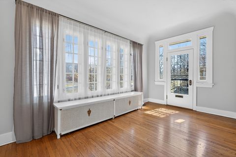 Tiny photo for 102 Keystone Avenue, River Forest, IL 60305 (MLS # 12582263)