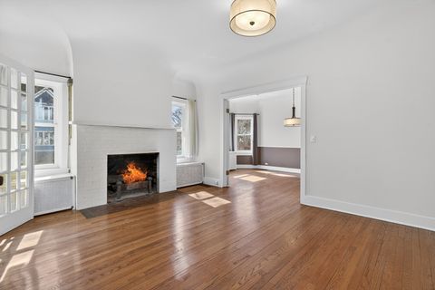 Tiny photo for 102 Keystone Avenue, River Forest, IL 60305 (MLS # 12582263)