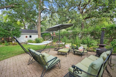 Tiny photo for 102 Keystone Avenue, River Forest, IL 60305 (MLS # 12582263)