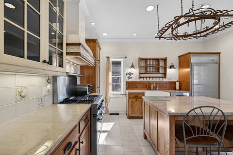 Tiny photo for 102 Keystone Avenue, River Forest, IL 60305 (MLS # 12582263)