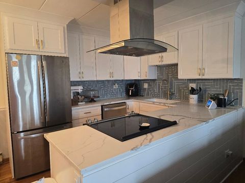 Tiny photo for 10117 S Cicero Avenue #205, Oak Lawn, IL 60453 (MLS # 12569000)