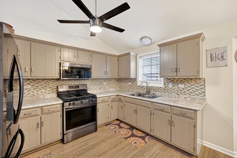 Tiny photo for 6822 Hadrian Drive, Joliet, IL 60431 (MLS # 12552352)