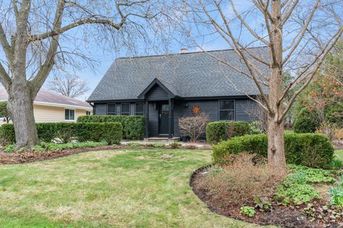 5802 Tennessee Avenue Clarendon Hills IL 60514