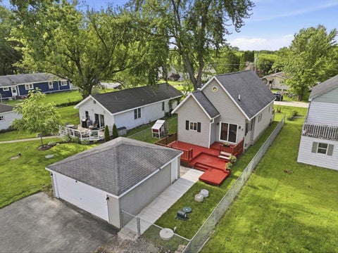 Tiny photo for 1316 Nippersink Drive, Spring Grove, IL 60081 (MLS # 12726565)