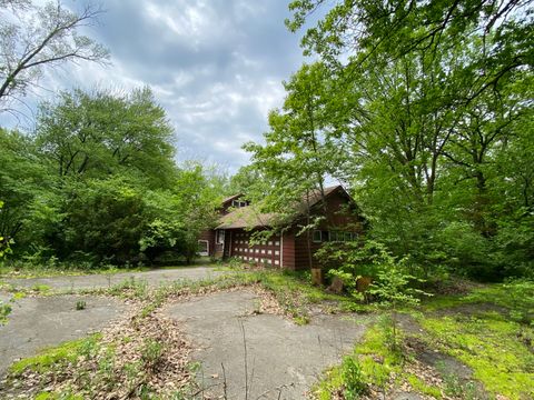 Photo of 8322 W 123rd Street, Palos Park, IL 60464 (MLS # 12310133) Photo of 8322 W 123rd Street, Palos Park, IL 60464 (MLS # 12310133)