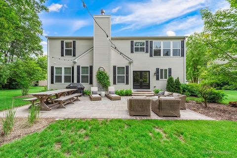 Tiny photo for 1228 Meade Court, Lindenhurst, IL 60046 (MLS # 12651899)