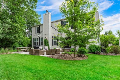 Tiny photo for 1228 Meade Court, Lindenhurst, IL 60046 (MLS # 12651899)