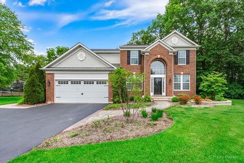 Photo of 1228 Meade Court, Lindenhurst, IL 60046 (MLS # 12651899)
