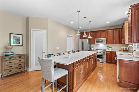 Tiny photo for 1228 Meade Court, Lindenhurst, IL 60046 (MLS # 12651899)