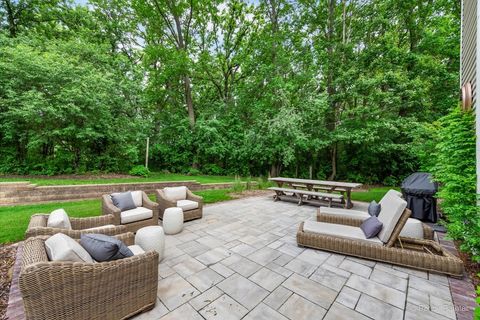 Tiny photo for 1228 Meade Court, Lindenhurst, IL 60046 (MLS # 12651899)