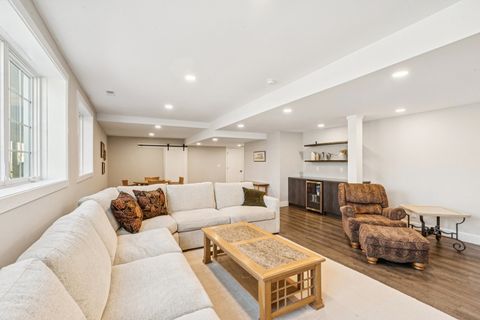 Tiny photo for 771 Black Walnut Court, Sugar Grove, IL 60554 (MLS # 12578216)