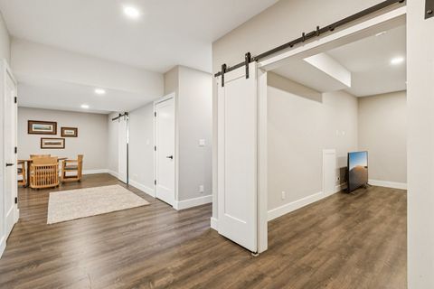 Tiny photo for 771 Black Walnut Court, Sugar Grove, IL 60554 (MLS # 12578216)