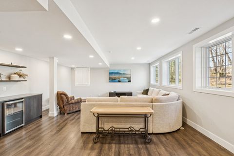 Tiny photo for 771 Black Walnut Court, Sugar Grove, IL 60554 (MLS # 12578216)