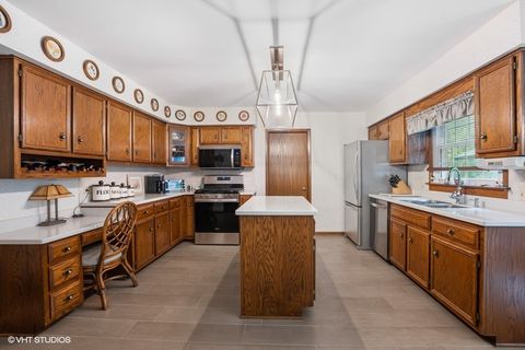 Tiny photo for 12646 S 69th Court, Palos Heights, IL 60463 (MLS # 12468128)