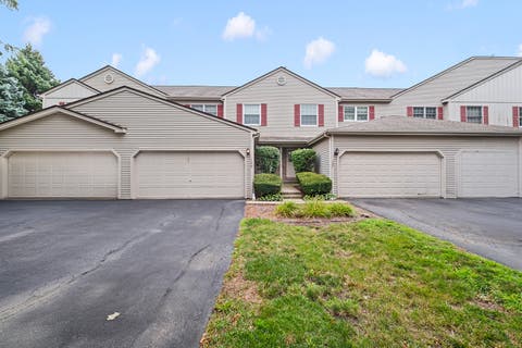 Photo of 129 W Robinhood Way, Bolingbrook, IL 60440 (MLS # 12729380)