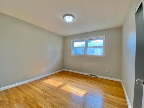 Tiny photo for 3454 E 170th Street, Lansing, IL 60438 (MLS # 12508300)