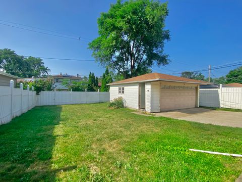 Tiny photo for 3454 E 170th Street, Lansing, IL 60438 (MLS # 12508300)