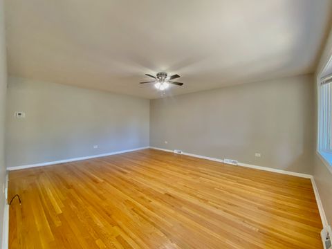 Tiny photo for 3454 E 170th Street, Lansing, IL 60438 (MLS # 12508300)