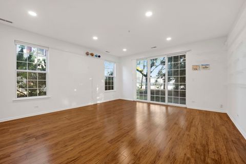 Tiny photo for 121 Commons Court, Wheeling, IL 60090 (MLS # 12503884)