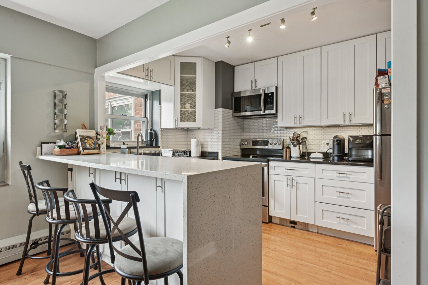 4980 N Marine Drive 234